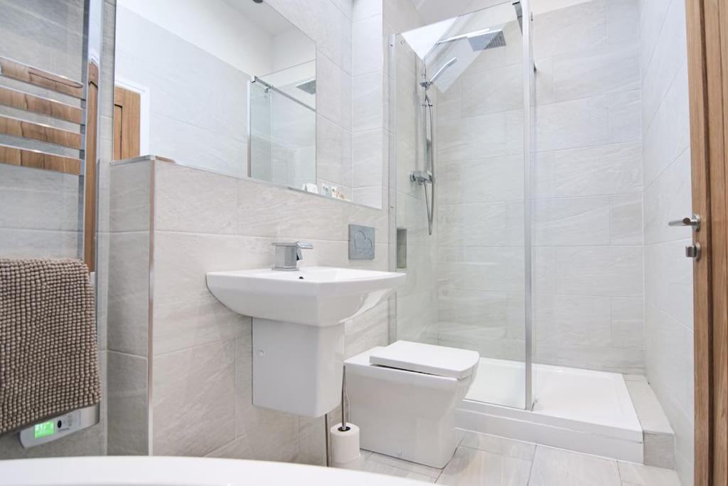 Hoxne Cottages - Daisy Cottage With Private Hot Tub ยอร์ค ภายนอก รูปภาพ